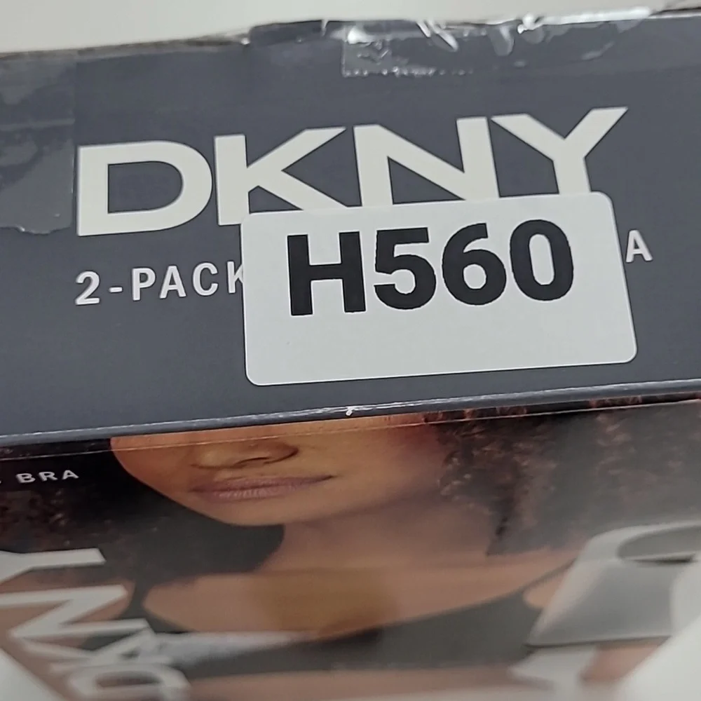 NEW DKNY 2-Pack Women's M Seamless Bra  Soft Stretch Fabric H560 - Picture 8 of 8